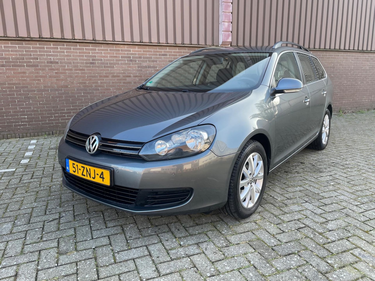 Volkswagen Golf Variant - 1.6 TDI Navi Airco Cruise Trekhaak PDC - AutoWereld.nl