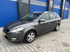 Kia Cee'd Sporty Wagon - 1.4 CVVT X-pect