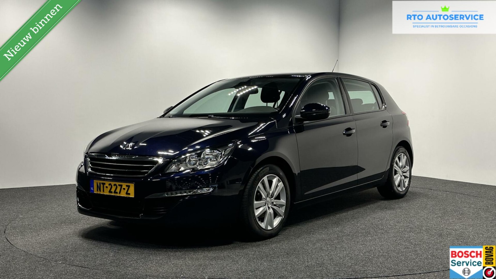 Peugeot 308 - 1.2 Blue Lease Executive INCL.NIEUWE DISTRIBUTIE - AutoWereld.nl