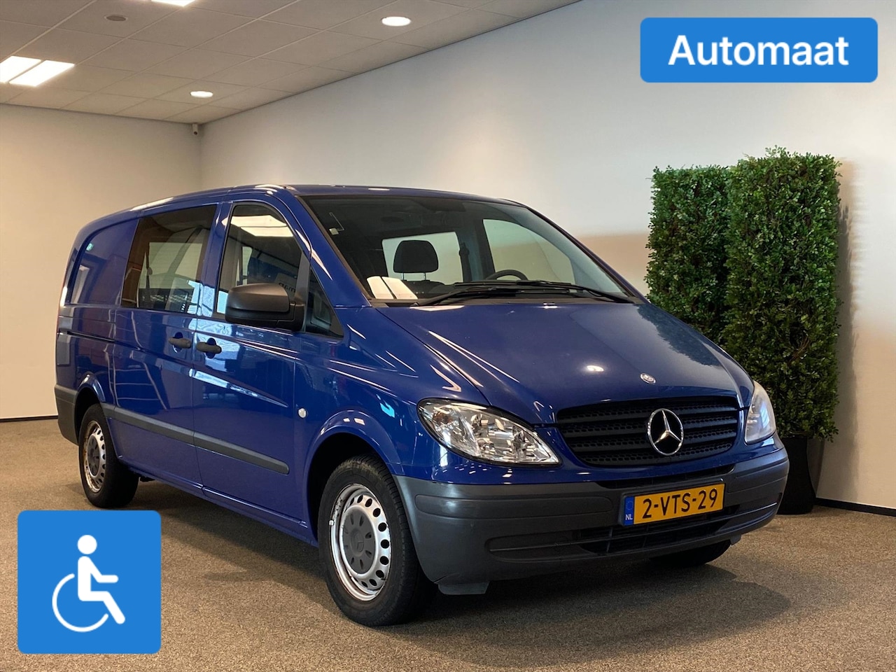 Mercedes-Benz Vito - L2H1 Rolstoelbus Automaat (airco) - AutoWereld.nl