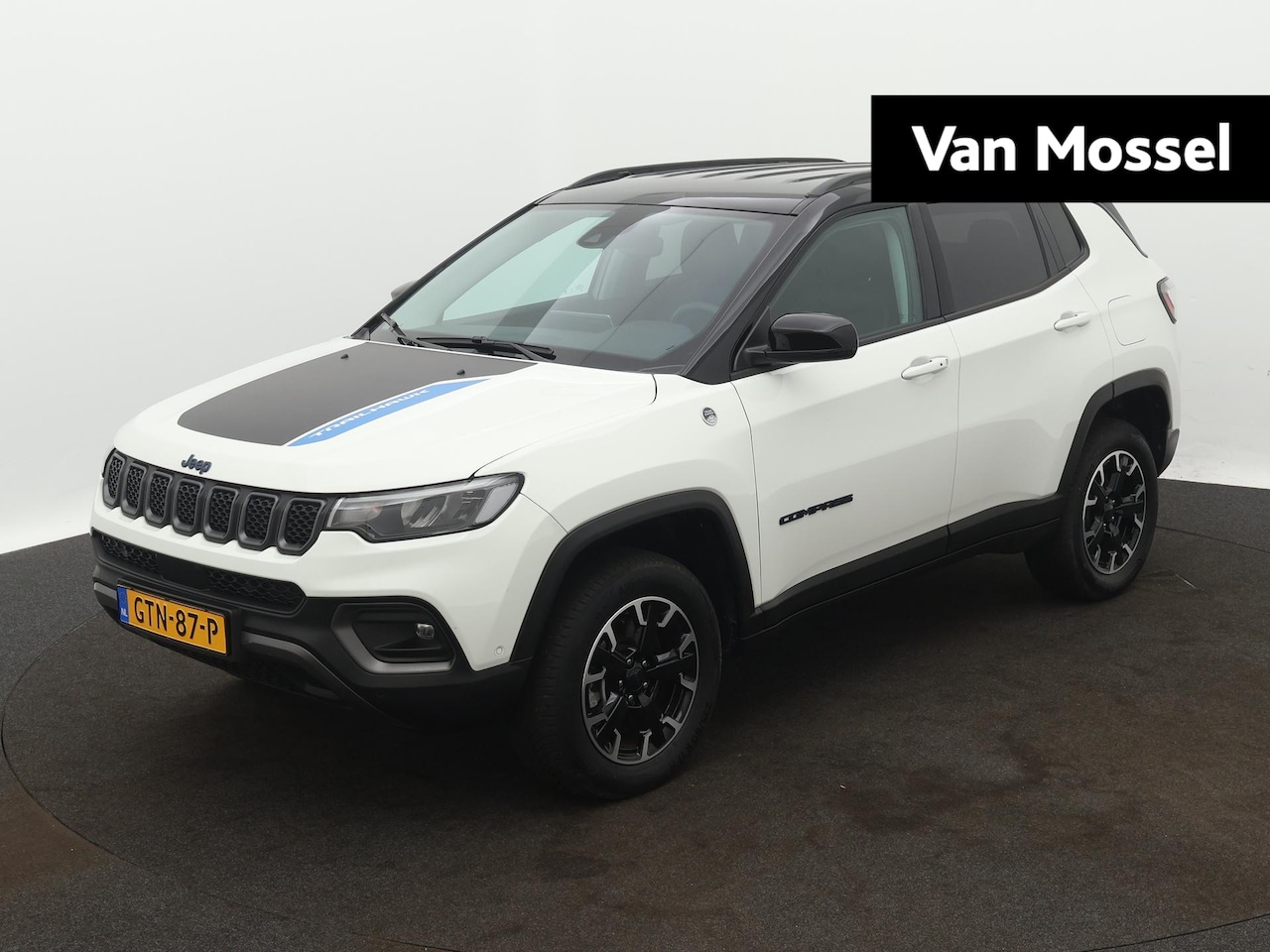 Jeep Compass - 4xe 240 Plug-in Hybrid Trailhawk | Navigatiesysteem | Achteruitrijcamera | Climate Control - AutoWereld.nl