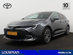 Toyota Corolla Touring Sports - 1.8 Hybrid First Edition | Navigatie | Camera | Parkeersensoren |Stoelverwarming | Draadlo