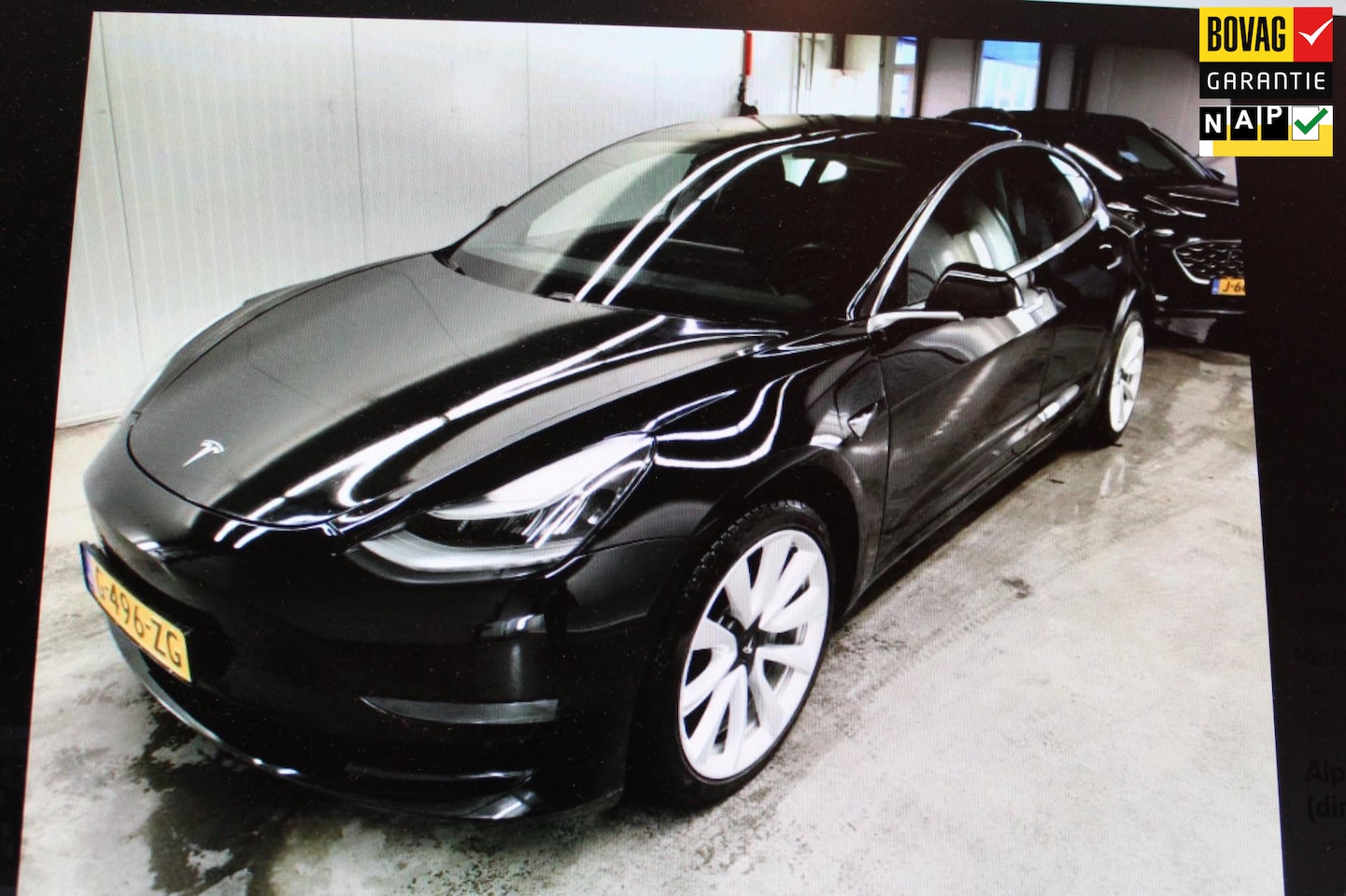 Tesla Model 3 - Long Range RWD Long Range AWD 75 kWh 19" LM / AUTOPILOT / LEER / PANODAK / 1e EIG / INCL.BTW - AutoWereld.nl