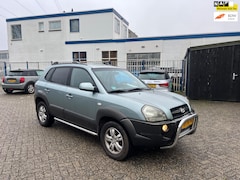 Hyundai Tucson - 2.0i Dynamic Cross