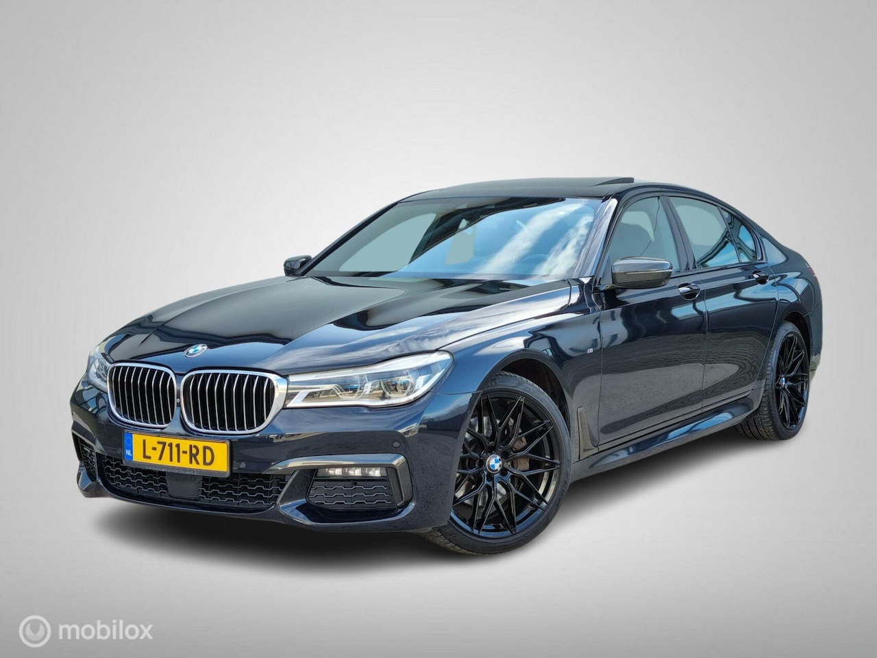 BMW 7-serie - 730d High Executive M-sport HUD 360 CAMERA CARBON HARMAN/KARDON VOL! - AutoWereld.nl