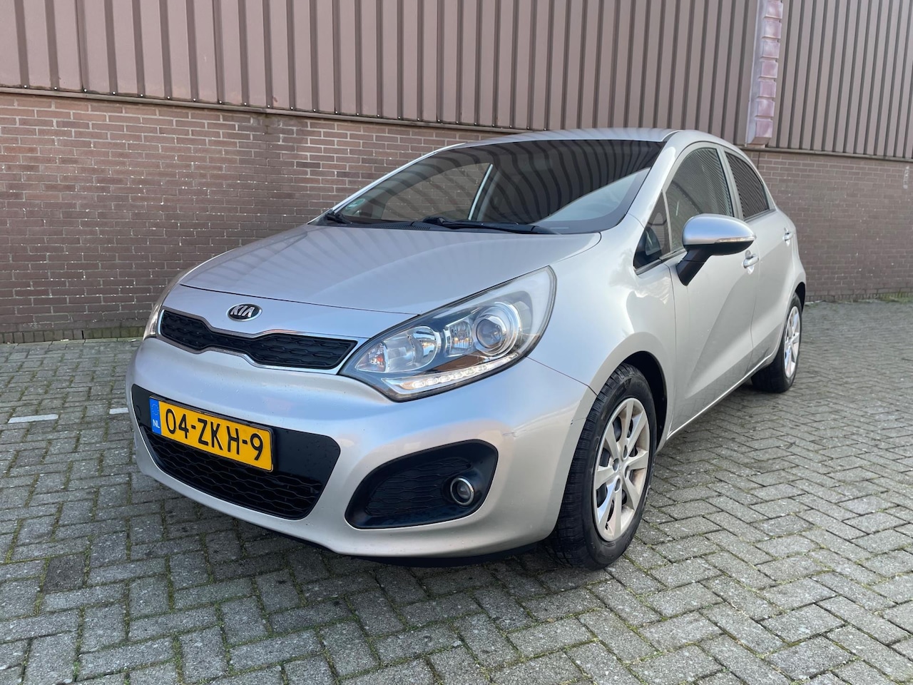 Kia Rio - 1.4 CRDi Super Pack 5drs. Clima Cruise PDC APK 2025 - AutoWereld.nl