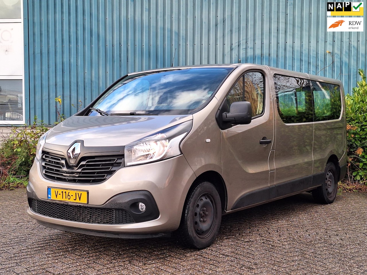 Renault Trafic - | 1.6 dCi T29 L2H1 DC Comfort Energy | Bluetooth | Zeer lage kilometerstand | Navigatie | - AutoWereld.nl