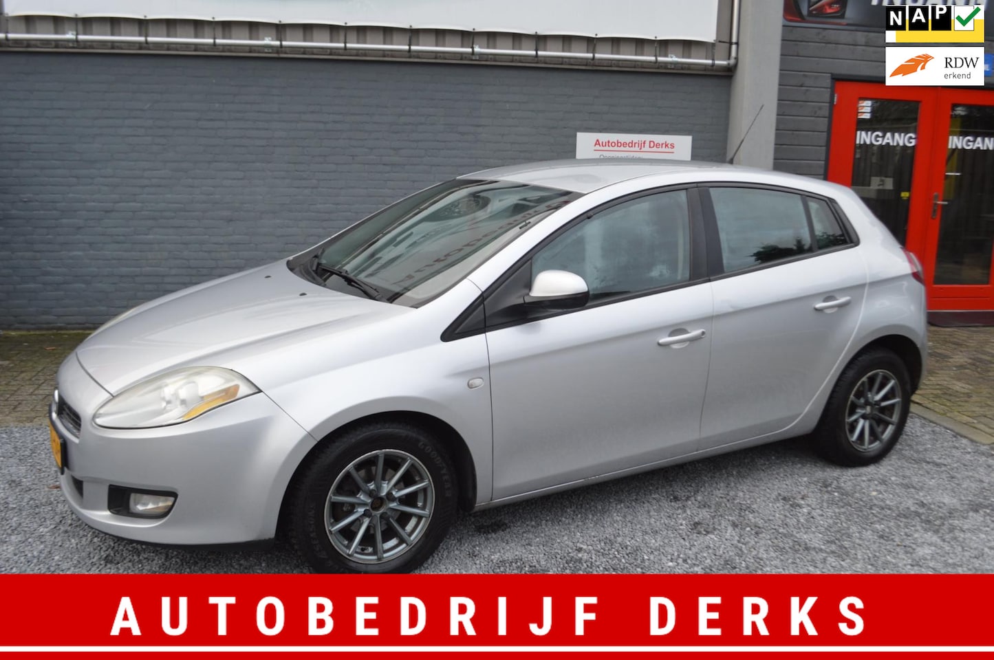 Fiat Bravo - 1.4 Dynamic Airco Stuurbekrachtiging 5Drs PDC - AutoWereld.nl