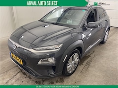 Hyundai Kona Electric - EV 64 kWh 204pk Premium | Apple CarPlay / Android Auto | 3 Fase | PDC | Camera | Stoelverw