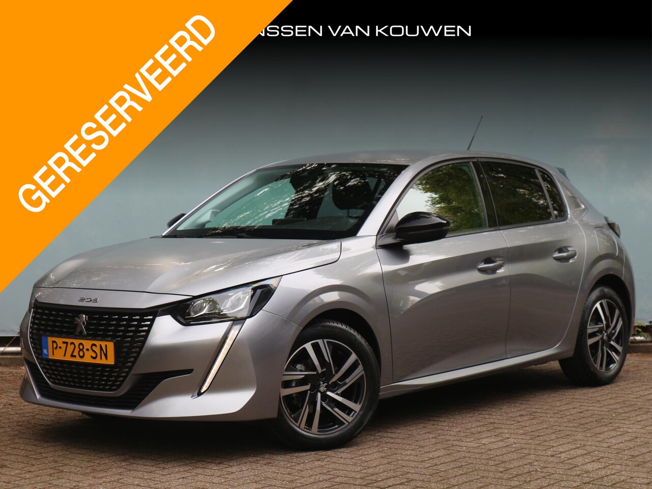 Peugeot 208 - Allure Pack 1.2 75 pk / Digitaal dashboard / Navigatie / Camera - AutoWereld.nl