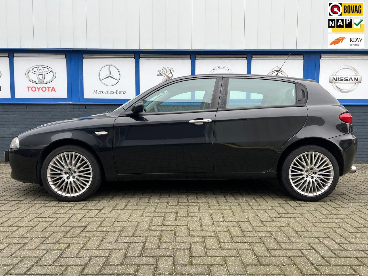 Alfa Romeo 147 - 1.6 T.Spark Veloce Business 2007 159000km 1995eu - AutoWereld.nl