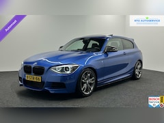 BMW 1-serie - M135i Executive|Pano|Leder|H&K|Xenon