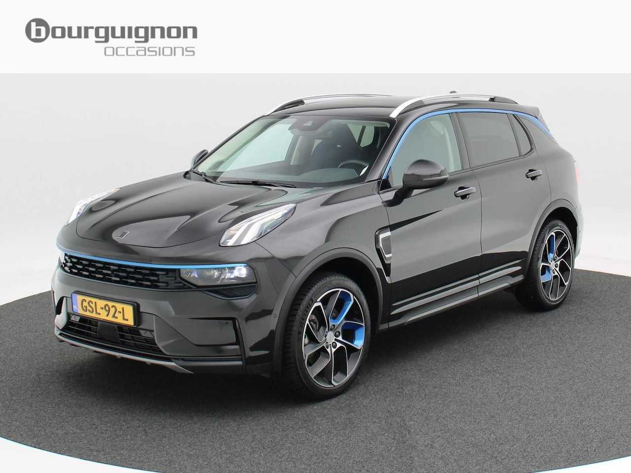 Lynk & Co 01 - 1.5 262 Pk Automaat | Full Led | Navigatie | 20 inch | Panoramadak | Camera | 55.031 Km!! - AutoWereld.nl