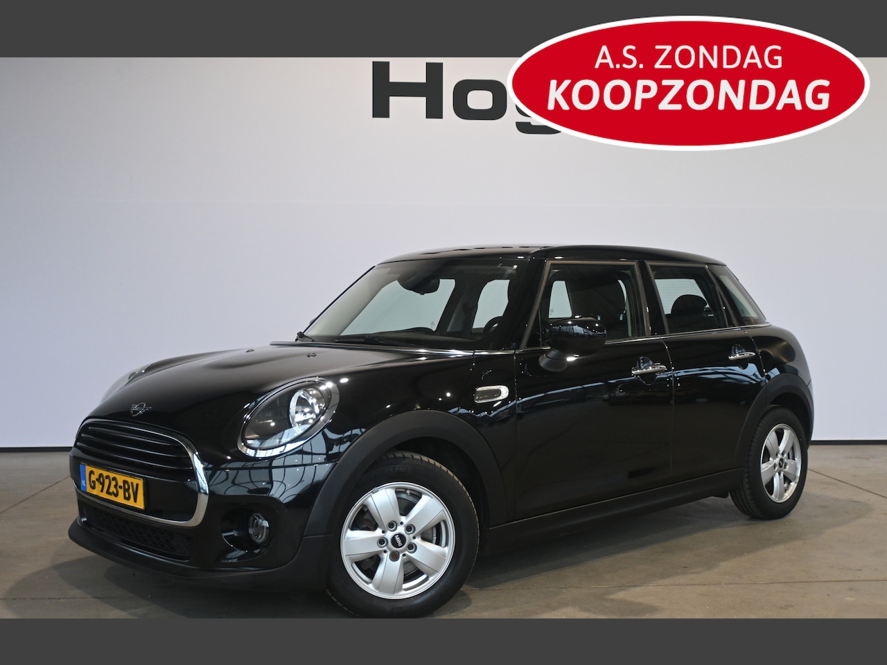 MINI Cooper - Mini 1.5 Airco Navigatie LED Rijklaarprijs Inruil Mogelijk! - AutoWereld.nl