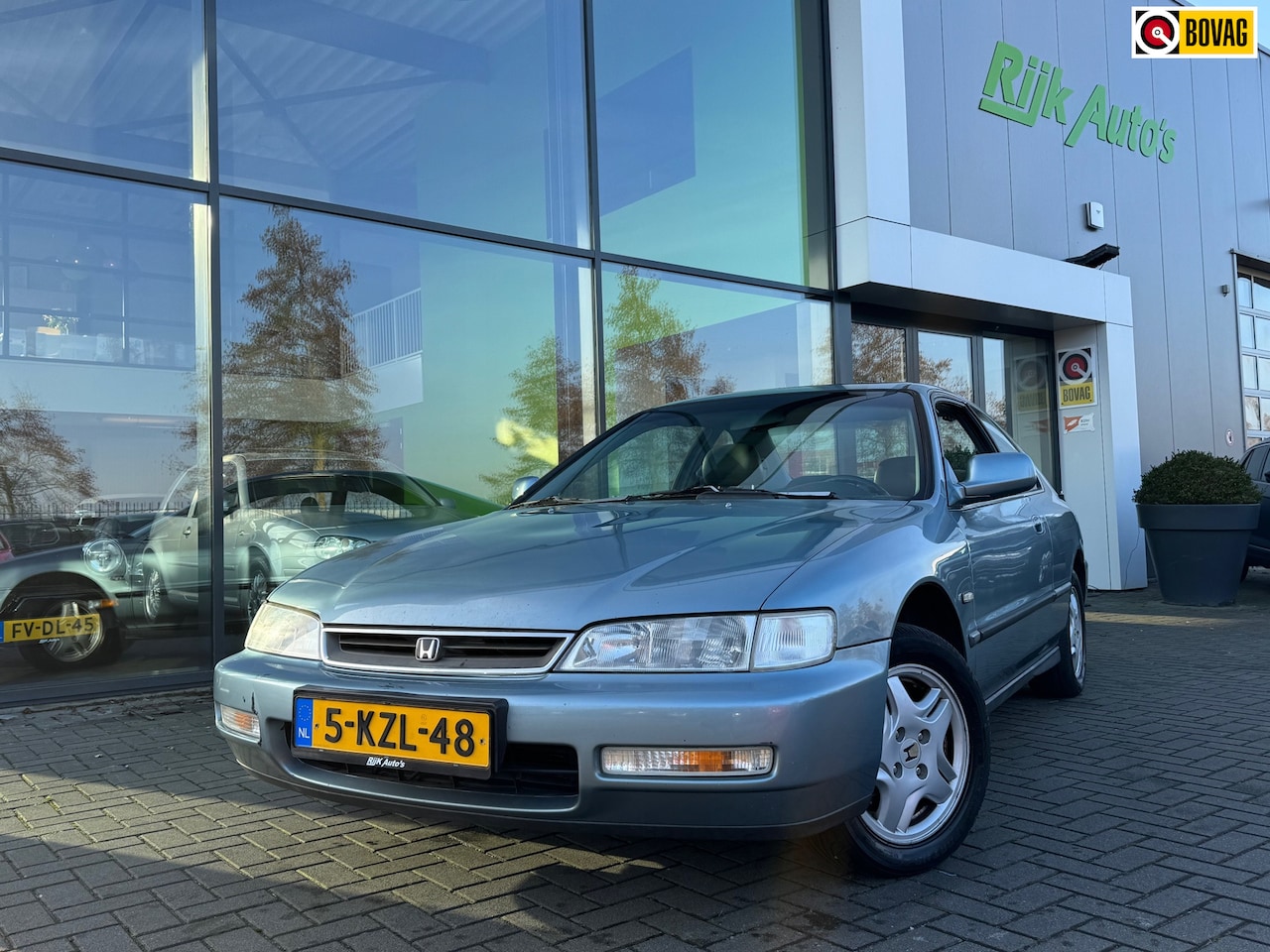 Honda Accord Coupé - 2.2i ES * Automaat * Airco * - AutoWereld.nl