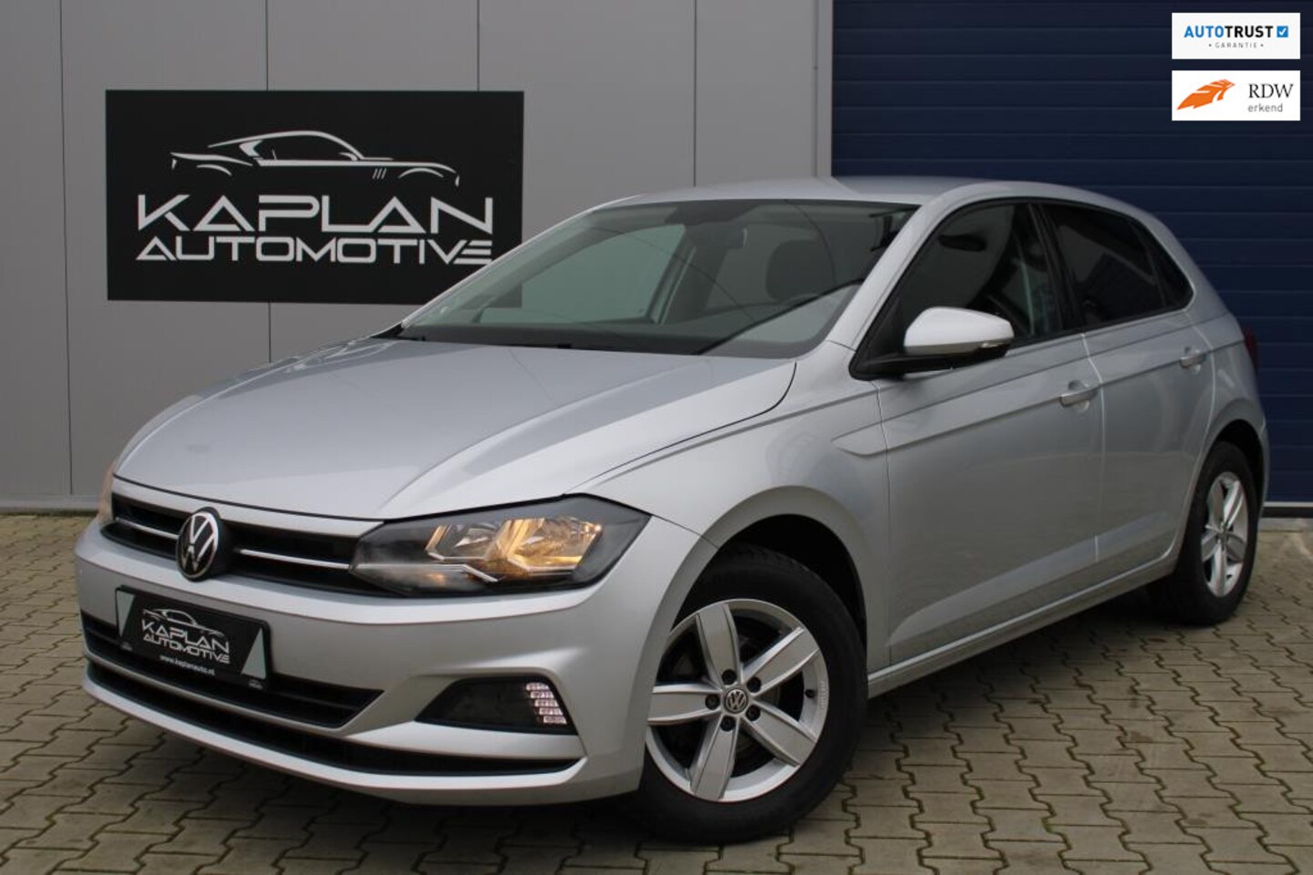 Volkswagen Polo - 1.0 TSI Highline ACC Stoelverw Navi CarPlay Garantie - AutoWereld.nl