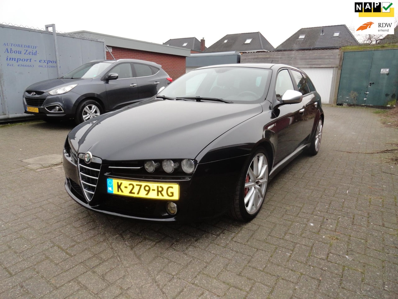 Alfa Romeo 159 Sportwagon - 3.2 JTS Q4 TI 3.2 JTS Q4 TI (KM 169626 LEER CLIMA) - AutoWereld.nl