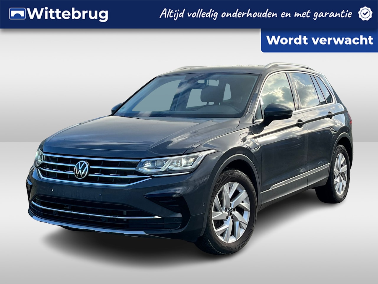 Volkswagen Tiguan - 1.4 TSI eHybrid 245PK DSG Elegance / Panoramadak / Zwenkbare Trekhaak / Digitale Cockpit / - AutoWereld.nl