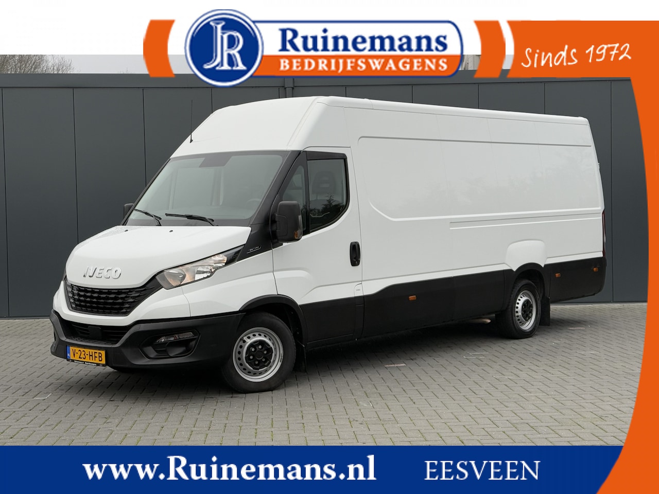 Iveco Daily - 35S16 157 PK / L4H2 / AIRCO / 3500 KG AHG / 3-ZITS - AutoWereld.nl