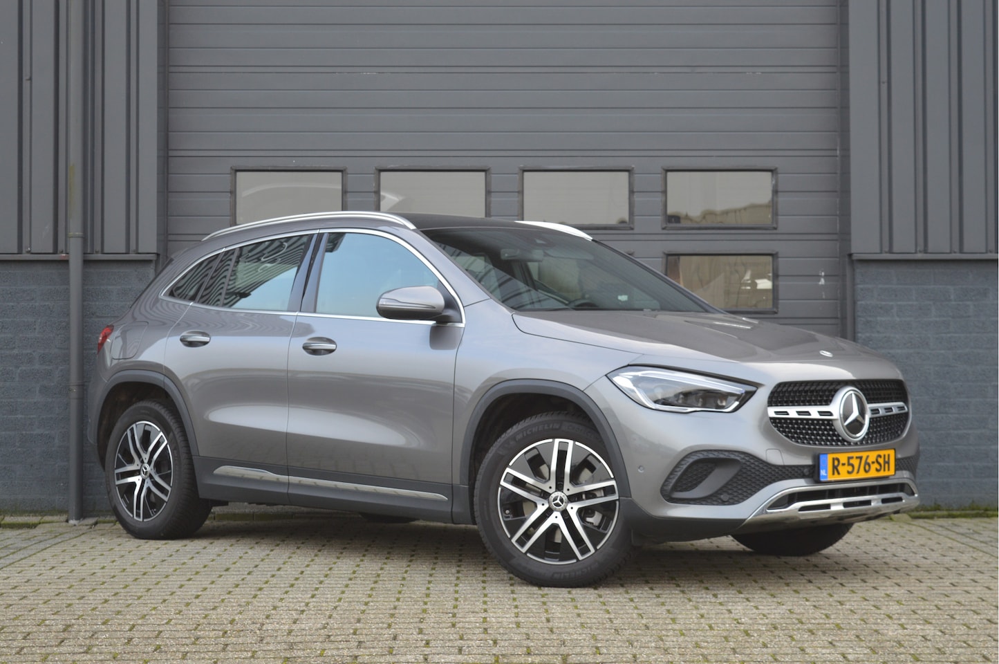 Mercedes-Benz GLA-Klasse - 250 e Business Solution Luxury Limited | PANO | TREKHAAK | ORG. NL - AutoWereld.nl