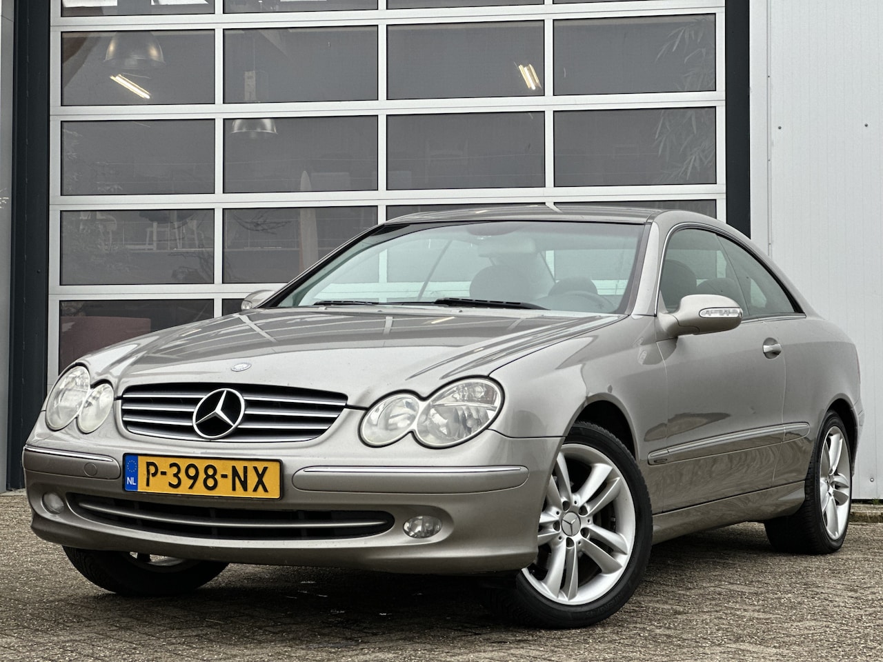 Mercedes-Benz CLK-klasse Coupé - 200 K. Elegance 164pk | Apple Carplay/Android Auto | Cruise Control | Climate Control | Re - AutoWereld.nl