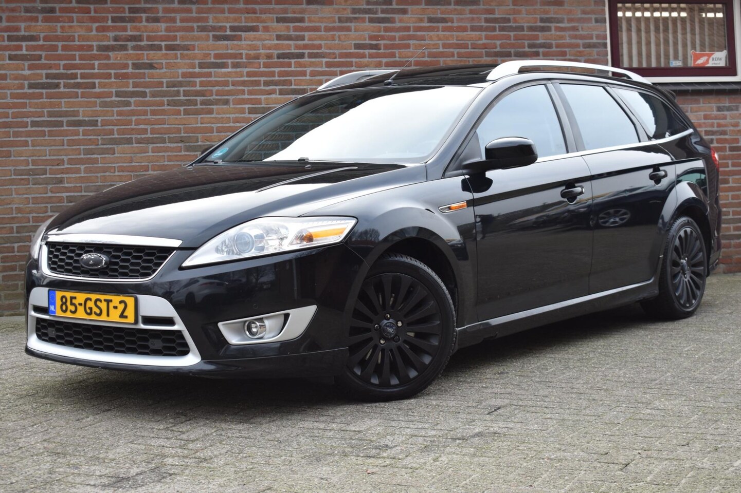 Ford Mondeo Wagon - 2.3-16V Titanium '08 Navi Clima Cruise - AutoWereld.nl