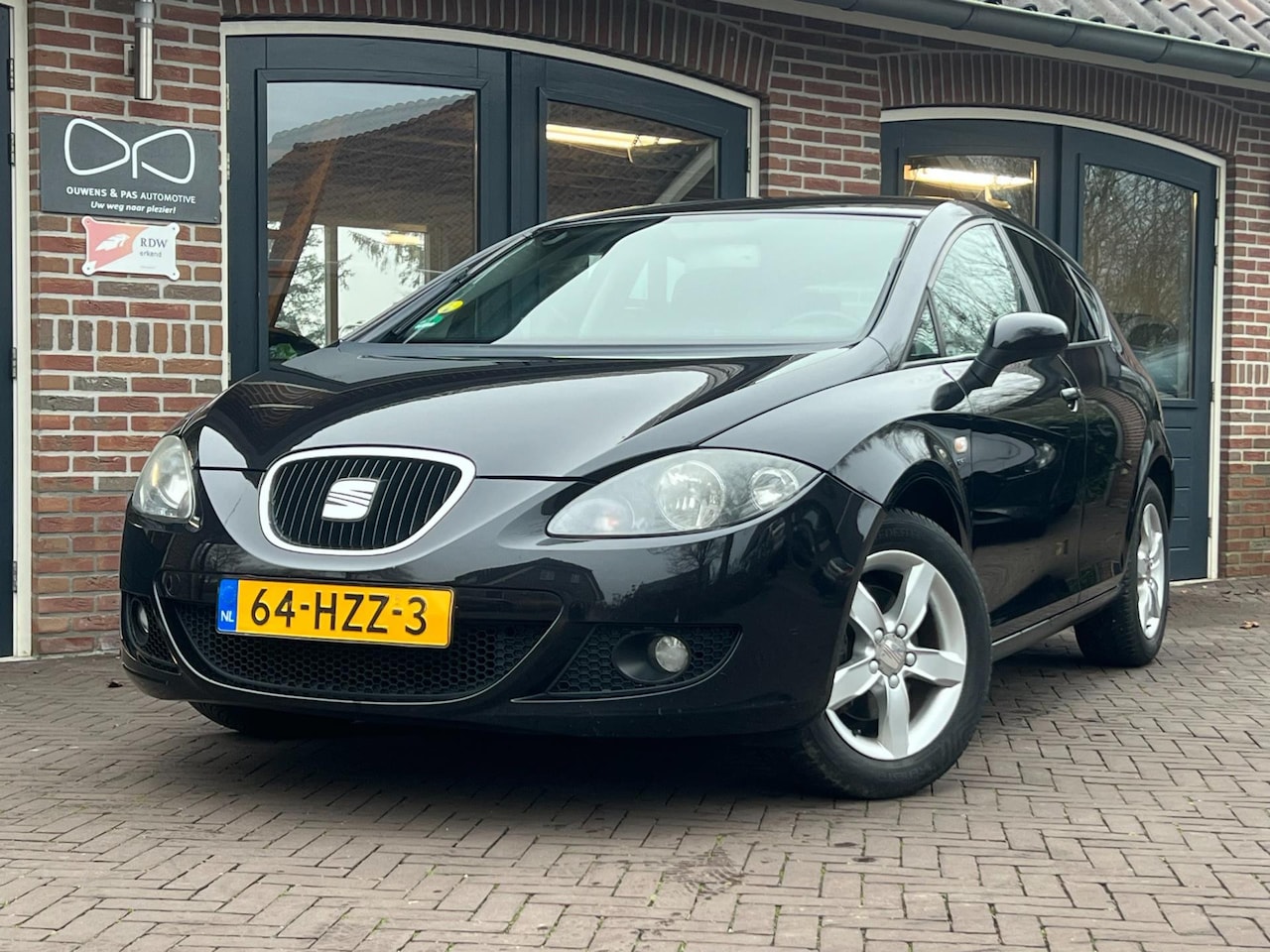 Seat Leon - 1.4 TSI Businessline High | AIRCO | NAVI | GOED ONDERHOUDEN AUTO! - AutoWereld.nl