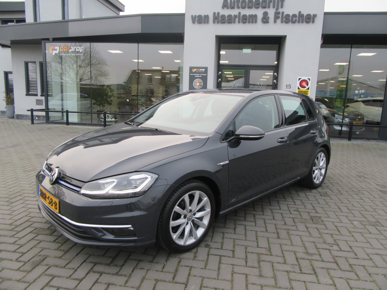 Volkswagen Golf - 7 1.5 TSI DSG Highline, Navigatie, Leder, Ad. Cruise Control - AutoWereld.nl