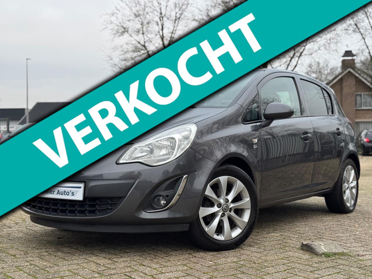 Opel Corsa - 1.2-16V Cosmo 5DEURS AIRCO STUUR/STOELVERWARMING - AutoWereld.nl