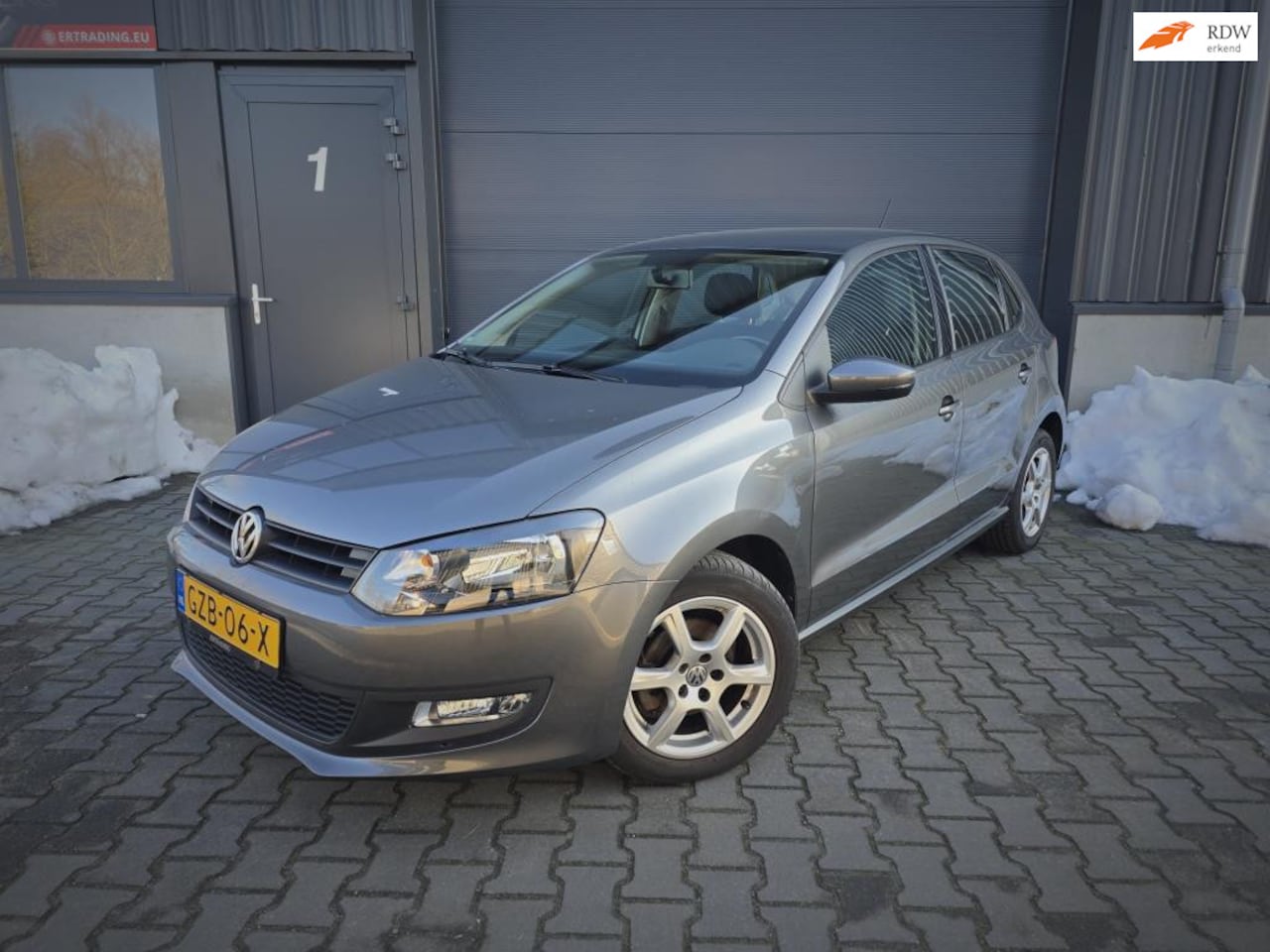 Volkswagen Polo - 1.4 High Airco Lm. Carplay Navi - AutoWereld.nl