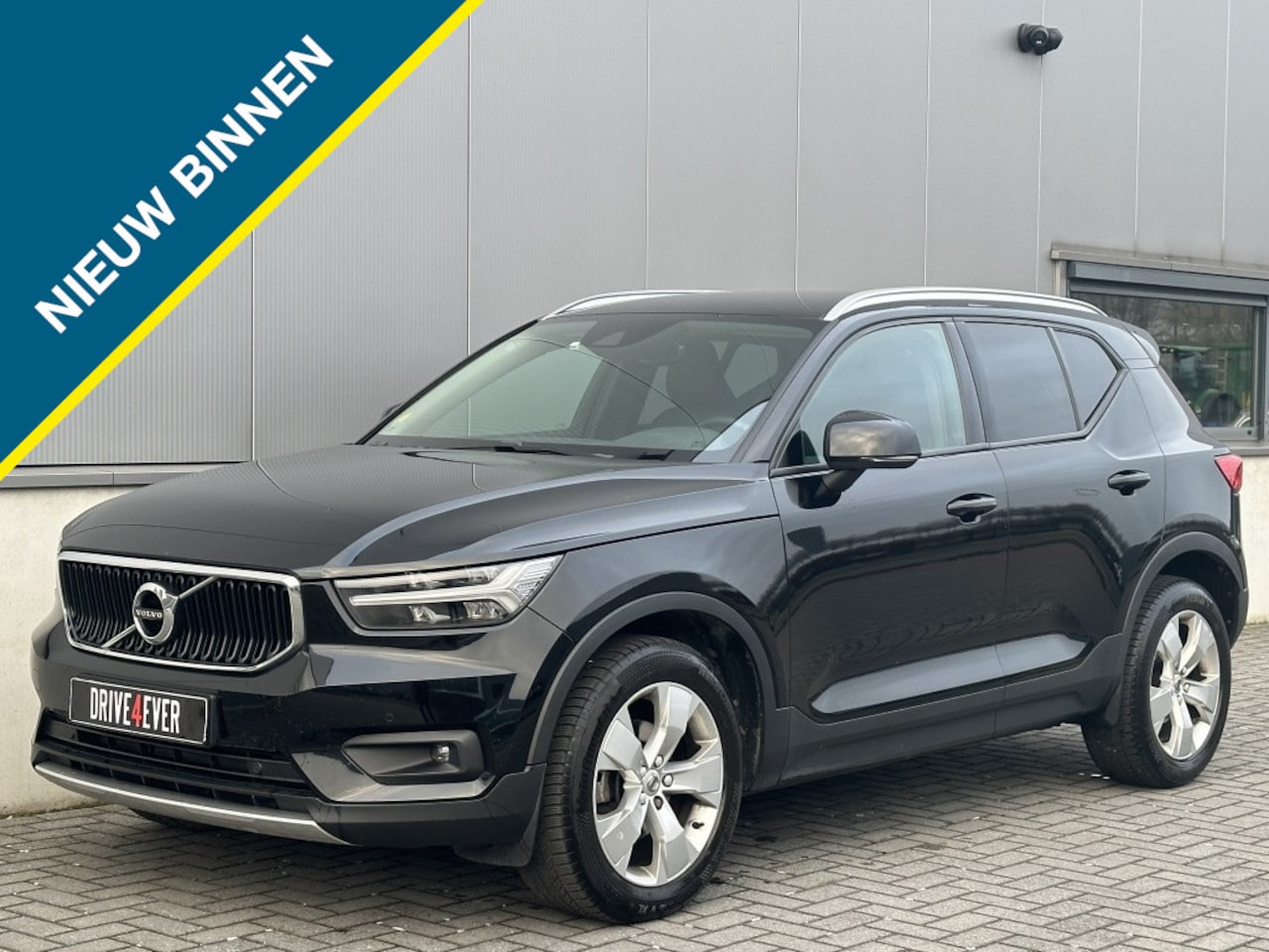 Volvo XC40 - 2.0 D3 Mom. Pro M2021 NAVI LEDER SPORTVELGEN CR CONTROL - AutoWereld.nl