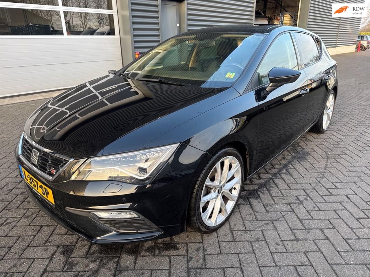 Seat Leon - 1.4 EcoTSI FR Business Intense 1.4 EcoTSI FR Business Intense - AutoWereld.nl