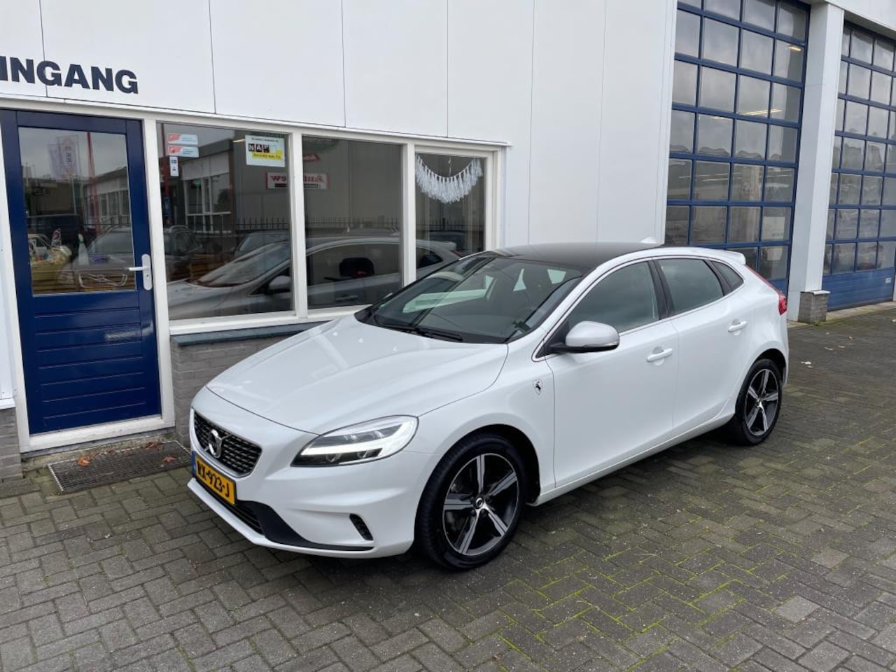 Volvo V40 - 2.0 T4 Business Sport 2.0 T4 Business Sport - AutoWereld.nl