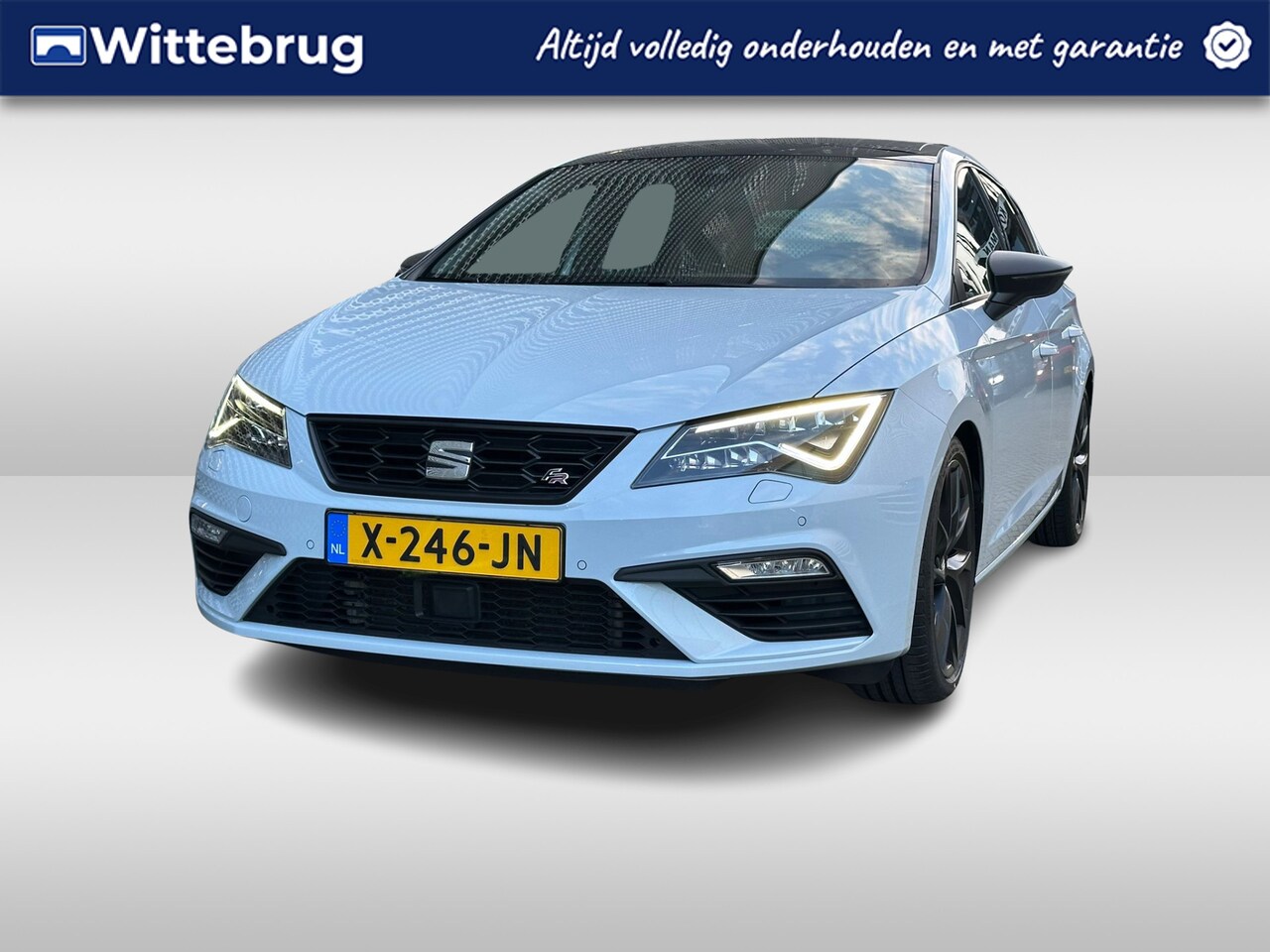 Seat Leon - 1.5 TSI 150 pk FR Black Matt Edition Pano, 18 inch, Led - AutoWereld.nl