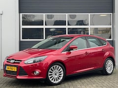 Ford Focus - 1.6 150pk EcoBoost First Edition | Navi | Xenon | PDC v+a | Half leder | Trekhaak