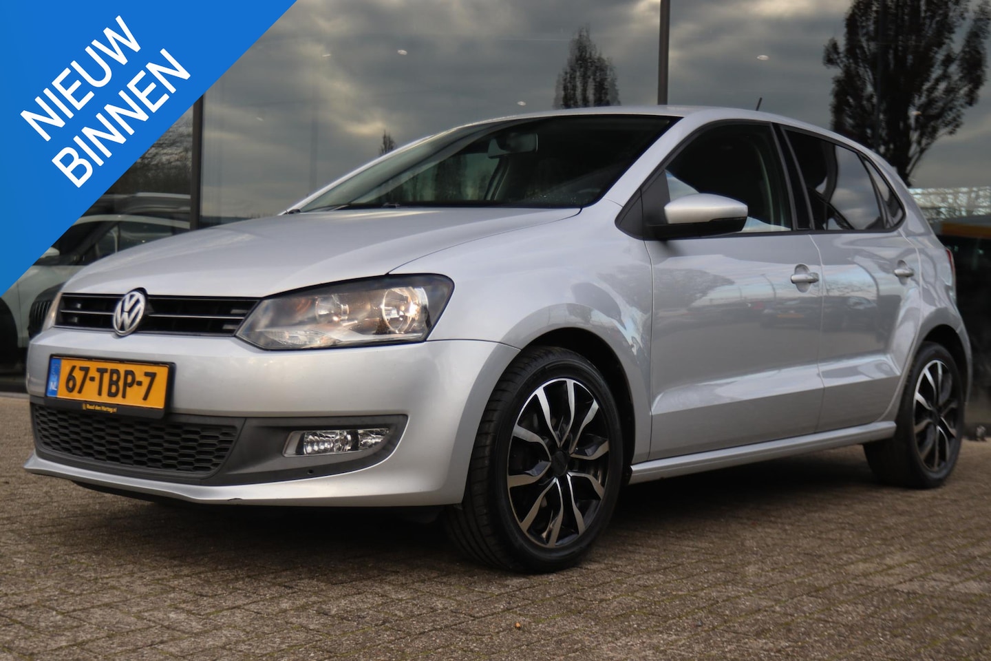 Volkswagen Polo - 1.2 TSI COMFORTLINE | CRUISE | BLUETOOTH | AIRCO | LMV - AutoWereld.nl