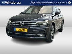 Volkswagen Tiguan Allspace - 1.5 TSI 150pk DSG Highline Business R 7p. / Panoramadak / Virtual Cockpit / LED / Navigati