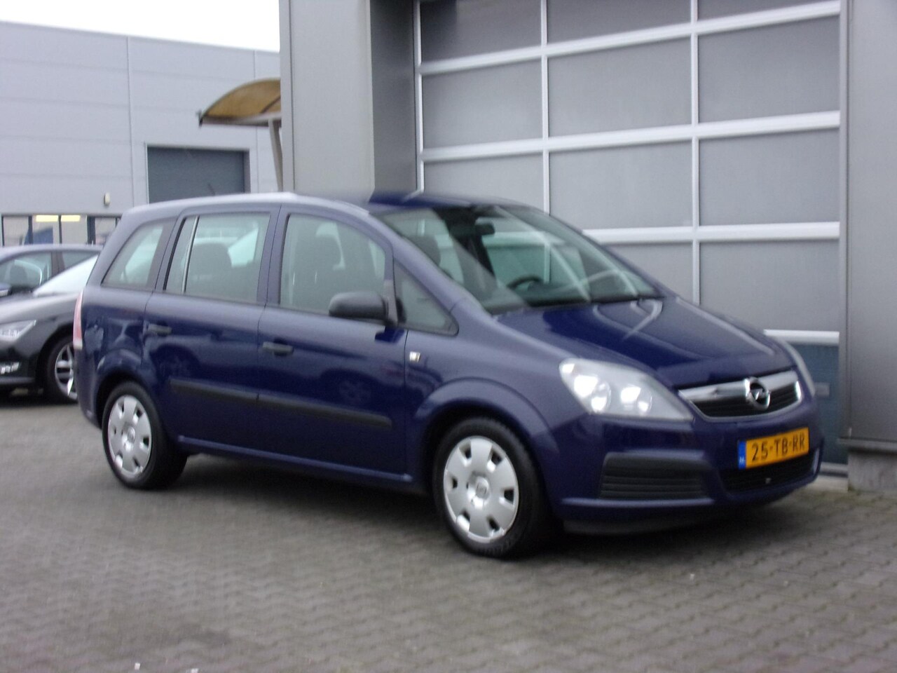 Opel Zafira - 1.6 Business Airco/Cruise!! - AutoWereld.nl