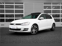 Volkswagen Golf - Highline 1.4 TSI Lounge 130pk | Panoramadak | Stoelverw. | Navigatie | Keyless