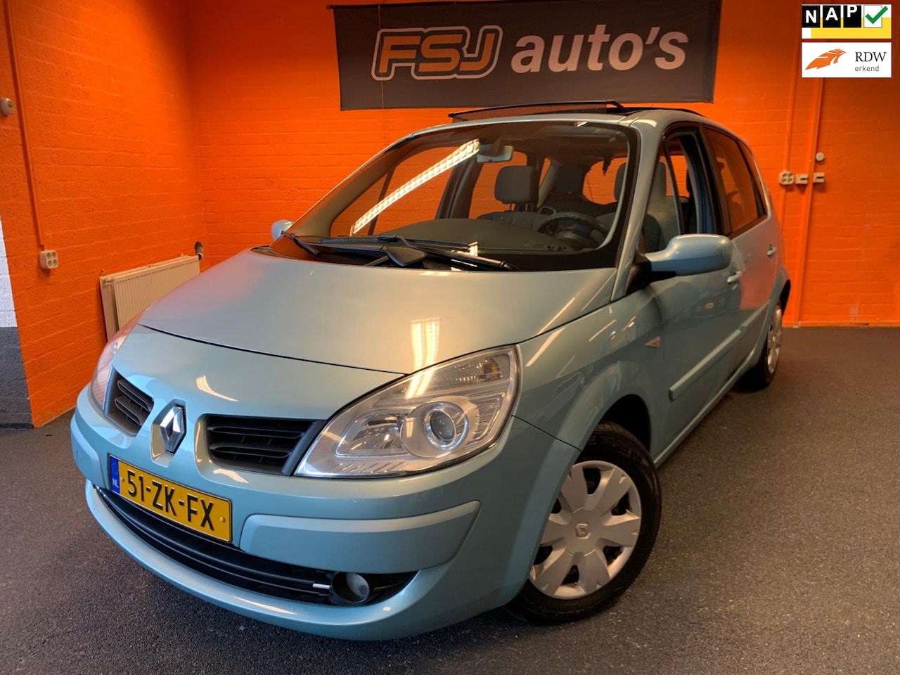 Renault Scénic - 1.6-16V / PRIVILEGE COMFORT / CRUISE / AIRCO!! - AutoWereld.nl