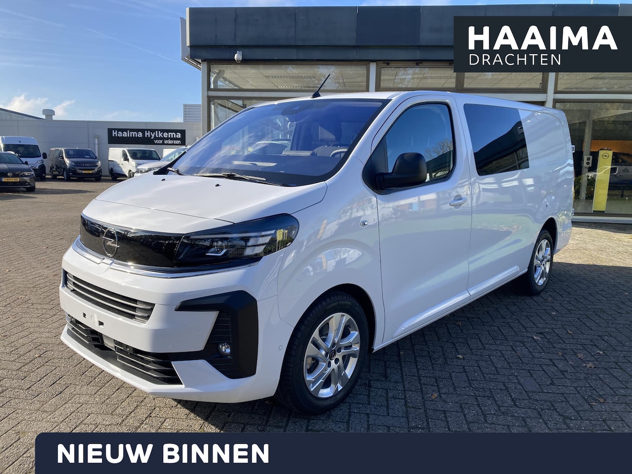 Opel Vivaro - 2.0 Diesel 180pk Automaat Dubbele Cabine | Direct Leverbaar! | BPM VRIJ! | Navigatie | Tre - AutoWereld.nl