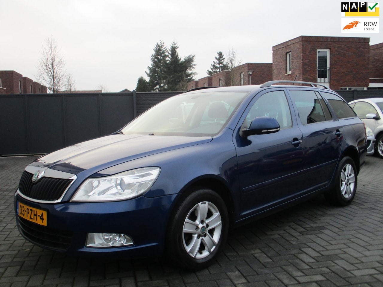 Skoda Octavia Combi - 1.2 TSI Ambition Business Line Navi Clima !! - AutoWereld.nl