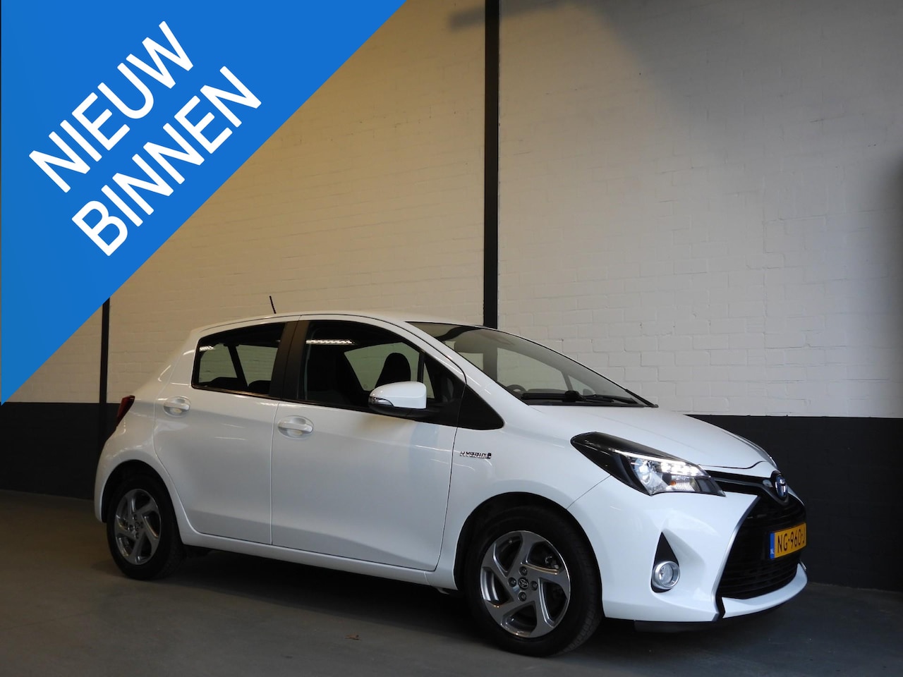 Toyota Yaris - 1.5 Hybrid Trend NAVI/CAMERA/CLIMA/CRUISE/15"LMV! - AutoWereld.nl