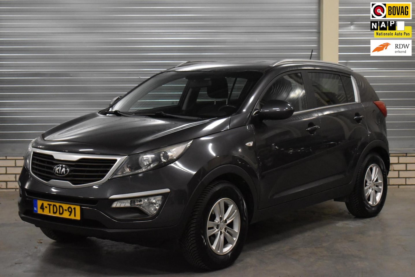 Kia Sportage - 1.6 GDI Vibe + Navigatie|Bluetooth|Camera|Trekhaak| - AutoWereld.nl