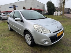 Renault Clio - 1.2 TCe BUSINESS/CLIMA/NAVI/APK