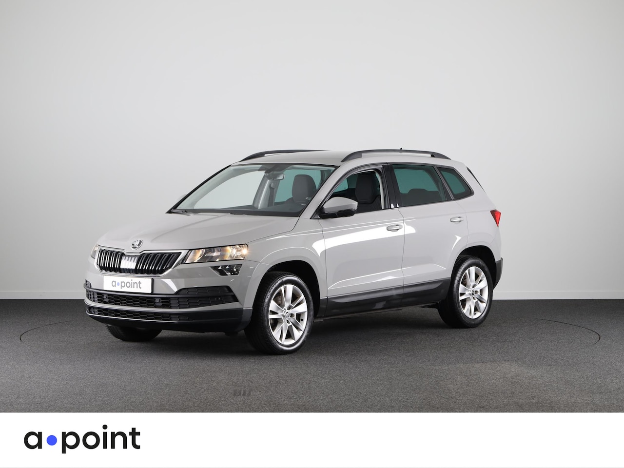 Skoda Karoq - 1.5 TSI ACT Business Edition 150 pk Automaat (DSG) | Navigatie | Elektr. trekhaak | Parkee - AutoWereld.nl