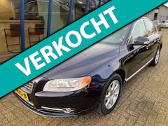 Volvo S80 - 2.5 T Summum NL Auto / LEER / NAVI / TREKHAAK