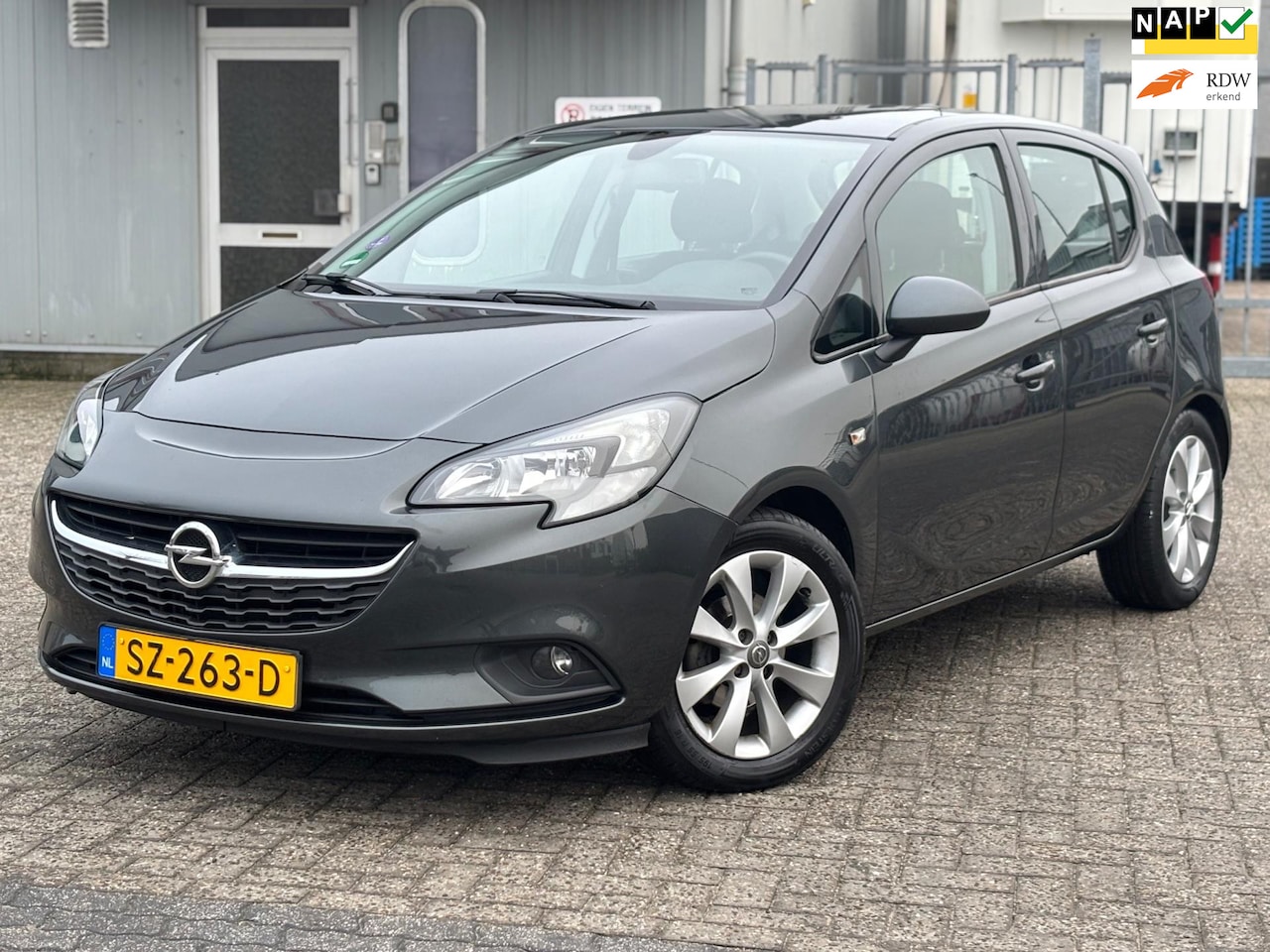 Opel Corsa - 1.4 Favourite 1.4 Favourite, Nap. Nwe Apk, Airco, Navi, Pdc, Elek pkt - AutoWereld.nl