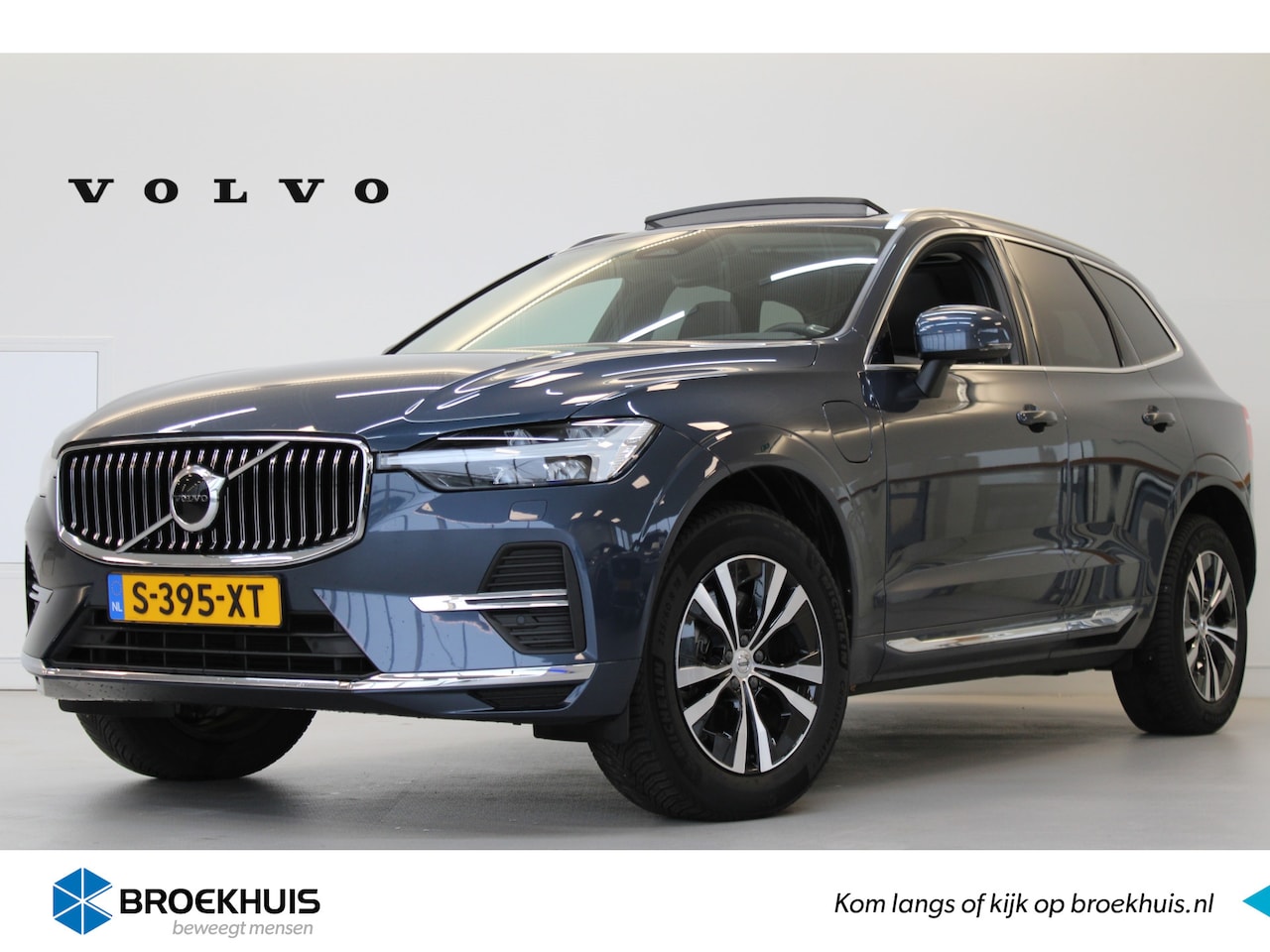 Volvo XC60 - T6 350PK AWD Core Bright | Trekhaak | Adapt Led | Standverw | Panoramadak | Achterb Verw | - AutoWereld.nl