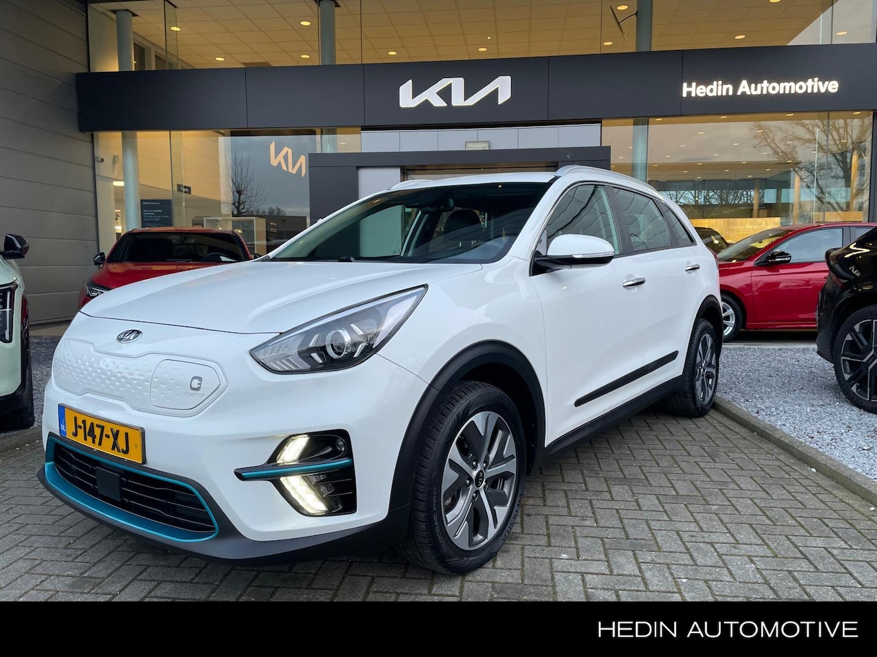 Kia e-Niro - DynamicLine 64 kWh | 3-fase lader | Dealer onderhouden | - AutoWereld.nl